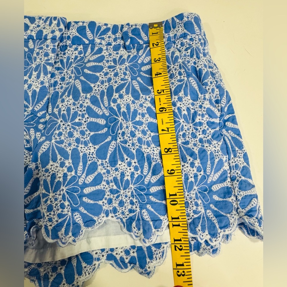 Riviera Shorts in Floral Eyelet
Loft Blue   Women's Shorts Sz 4 EUC 100% Cotton - Picture 7 of 14